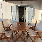 Cozy Cycladic , Close To