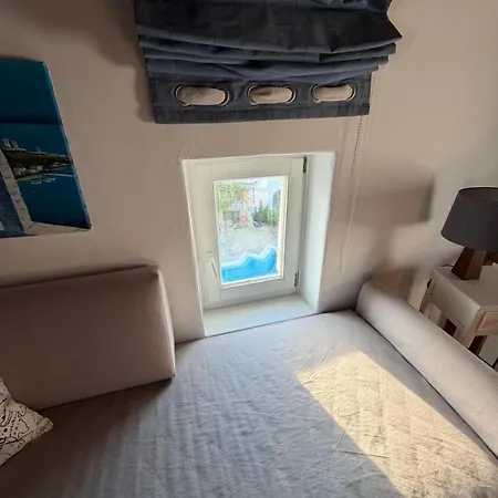 Cozy Cycladic , Close To *